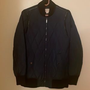 Brand new never worn men’s jacket, Michael Kors size small, side pockets